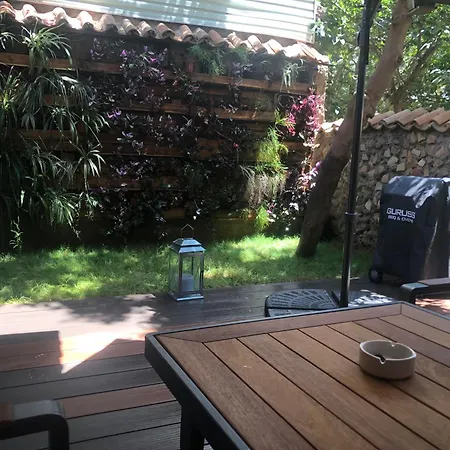 Kaleici Oezel Muestakil Bahceli Villa Antalya