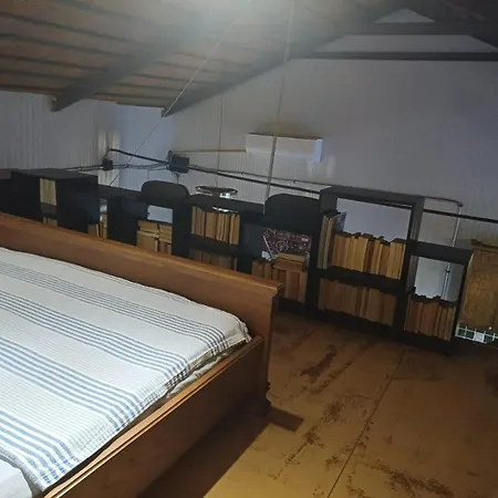 Kaleici Oezel Muestakil Bahceli