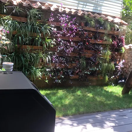 Kaleici Oezel Muestakil Bahceli Villa