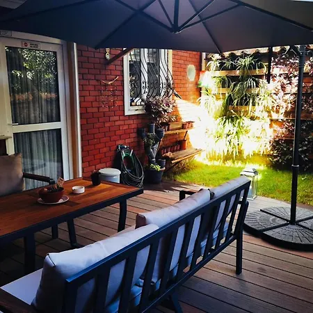 Kaleici Oezel Muestakil Bahceli Antalya